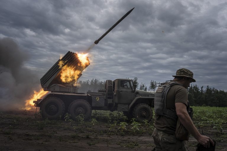 A Pentagon elismerte, korábban nem nyilvános módon is szállítottak rakétákat Ukrajnának