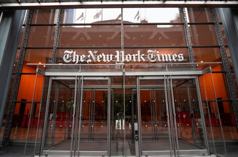 A New York Times vasárnapi vezércikkében könyörög az USA-nak és Kínának, hogy fejezzék be a feszültségkeltést