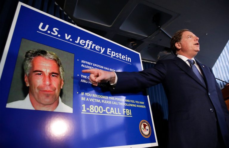Jeffrey Epstein egyik közeli barátját holtan találták meg otthonában