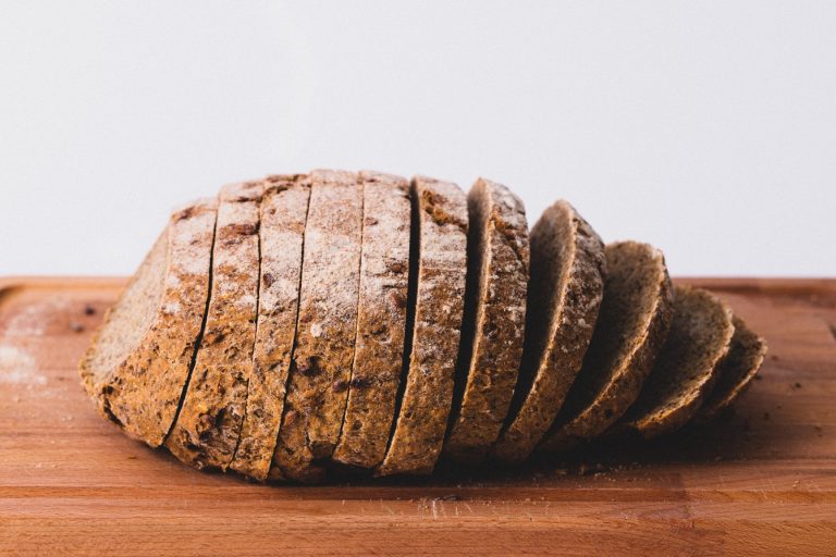 Szakértők: most már tényleg 1000 forint lesz egy kiló kenyér