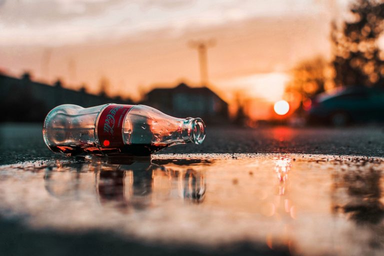 Szankciónál a Coca Cola, mégis gyártanak kólát Oroszországban