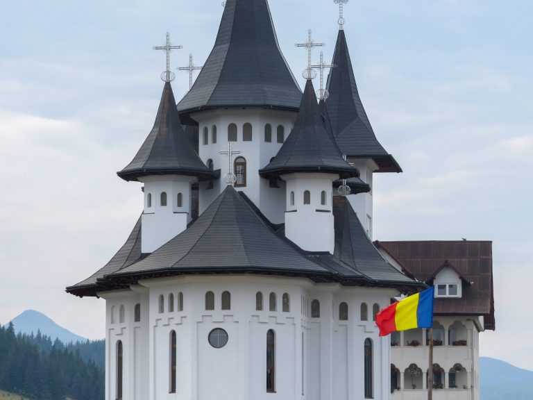 Nagyon fogynak a románok, egy kisebb megyére való lakosság tűnt el tavaly