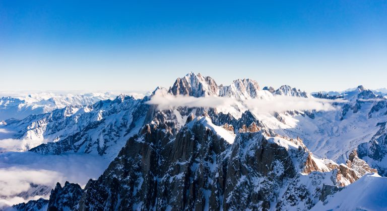 Hegymászó világbajnok zuhant le Mont Blanc-ról, a 26 éves nő életét vesztette