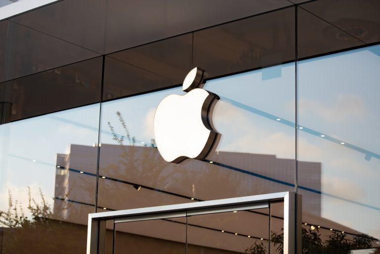 Covid-utóhatás: egyre kevesebben keresik fel az Apple boltjait