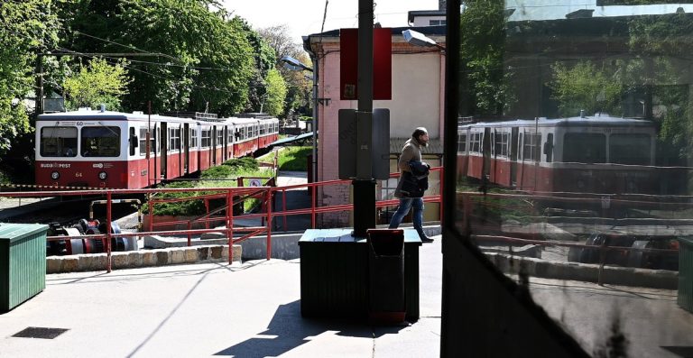 Több helyen is fel kell újítani a fogaskerekű pályáját