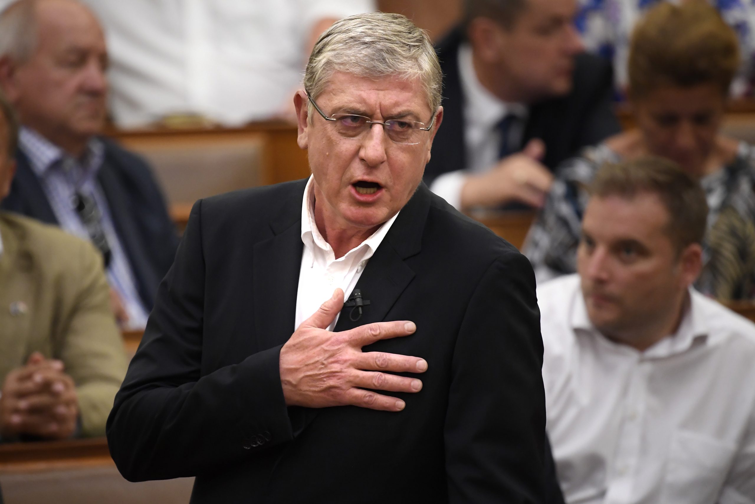 Best of Gyurcsány Ferenc a Facebookon: költő lesz vagy miniszterelnök?