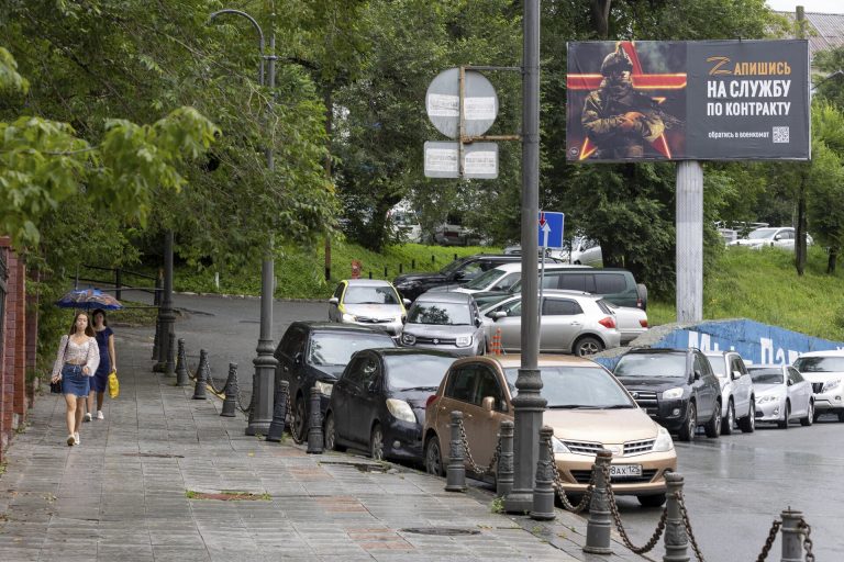 Már két katonát is azzal vádolnak az oroszok, hogy lejáratják a hadsereget