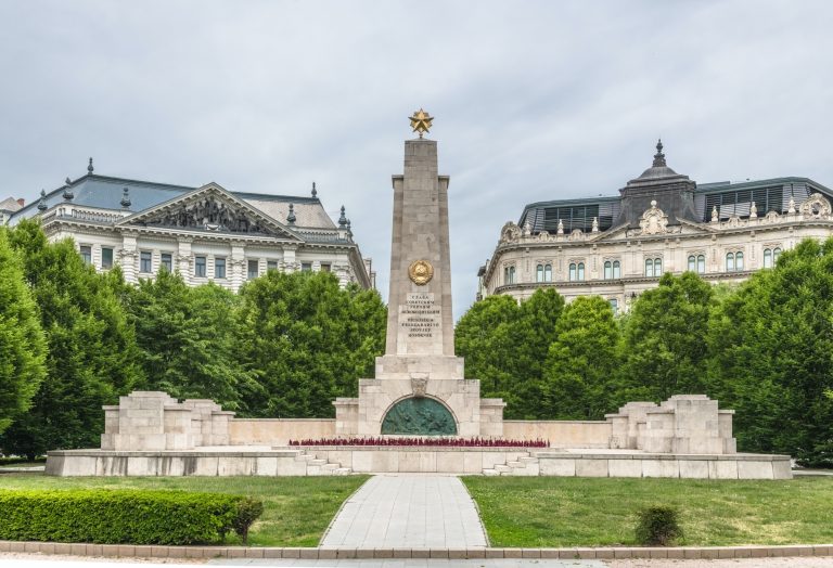 Javasolja az Országgyűlésnek a Jobbik a Szabadság téri szovjet emlékmű lebontását