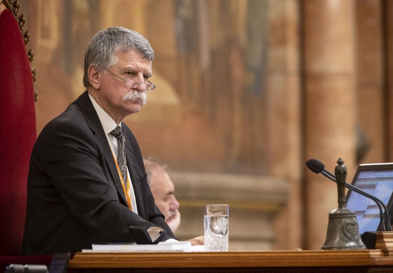 Kövér szerint Gyurcsány ilyen bűnökkel a háta mögött nem fog újra kormányozni