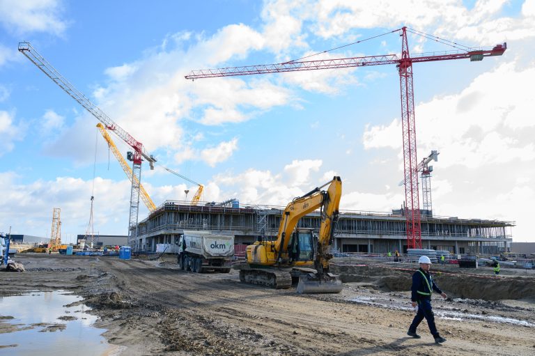 Kettősség jellemzi az építőipart, egyszerre van növekedés és csökkenés