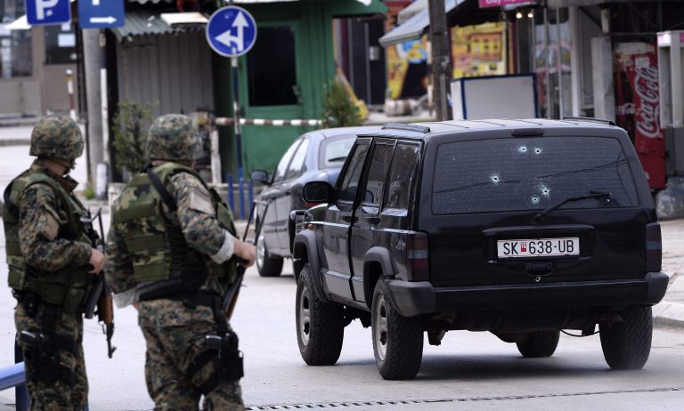 Öt rendőr vesztette életét és többen megsebesültek egy kumanovói rajtaütés során