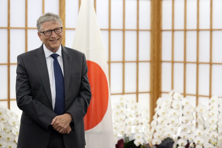 Bill Gates 1.2 milliárd dollárral száll be a gyermekbénulás elleni küzdelembe