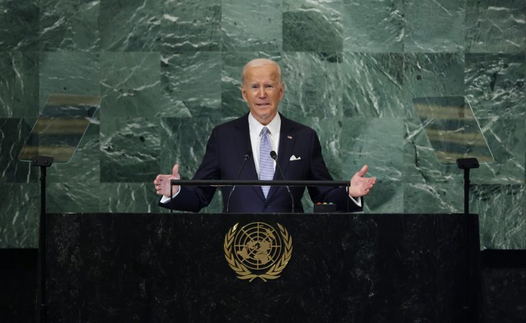 Biden szerint Putyin racionális, irracionális lépésekkel, és elszámolta magát 