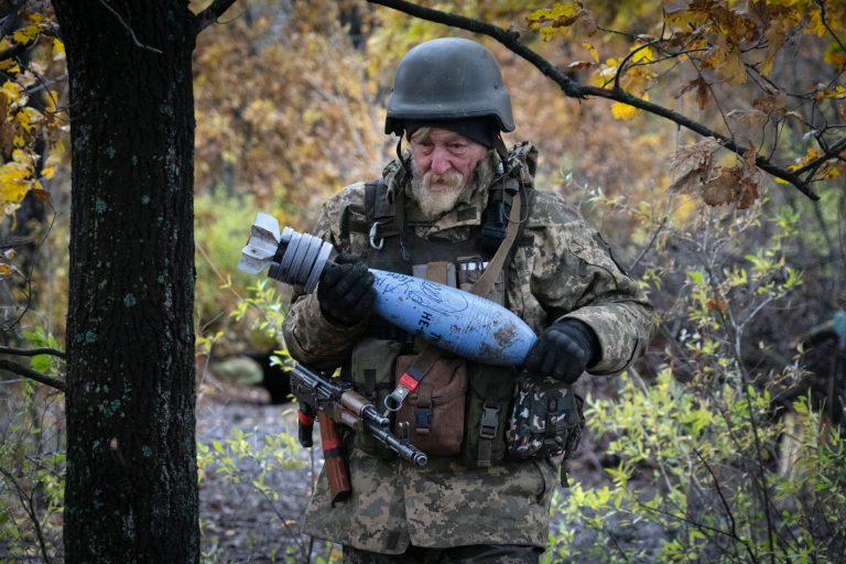 Dél-Korea nem szállít fegyvert Ukrajnának, jó kapcsolatra törekszik Moszkvával 