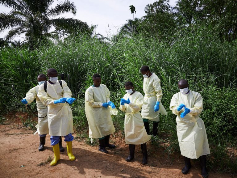 Ugandai ebola-járvány: egészségügyi dolgozók is belehaltak a fertőzésbe