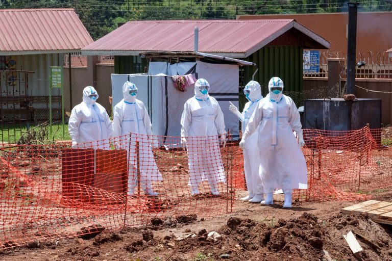 51 főre emelkedett az ugandai ebola-járvány halálos áldozatainak száma