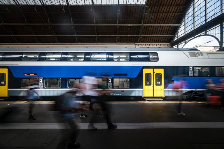 Leszakadt a felsővezeték Rákos állomáson, vonatkimaradásokra kell számítani