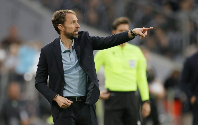 Gareth Southgate: a játékosok letérdelnek az iráni vb-meccs előtt