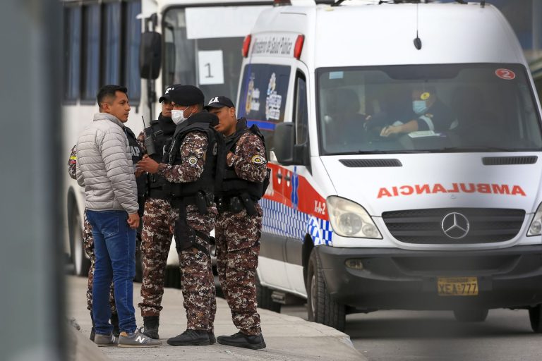 Az ecuadori hatóságok ígéretet tettek, visszaszerzik az ellenőrzést a börtönök felett