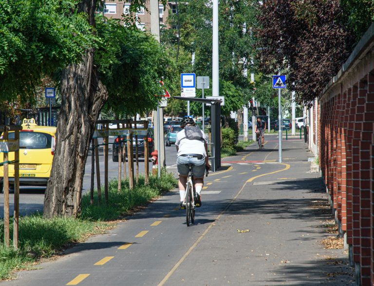 Még több kerékpárút lesz Budapesten, prioritás a XII. kerület