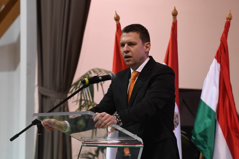 Menczer 10 pontban üzent Gyurcsánynak: ez a legnagyobb különbség Orbán és közte