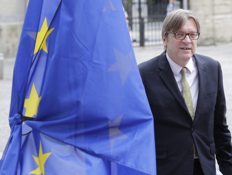 Verhofstadt „új” ötlettel állt elő: Orbán Viktor 6 évvel ezelőtti javaslatát dobta be