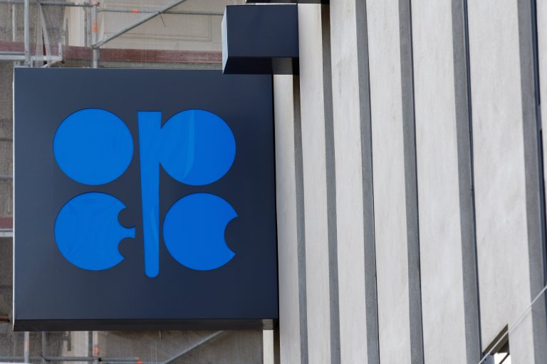 A korábbinál is lassabb növekedést jósol az OPEC a globális olajkereslet kapcsán