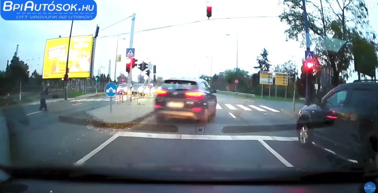 Megdöbbentő áthajtás egy piros lámpán (videó)