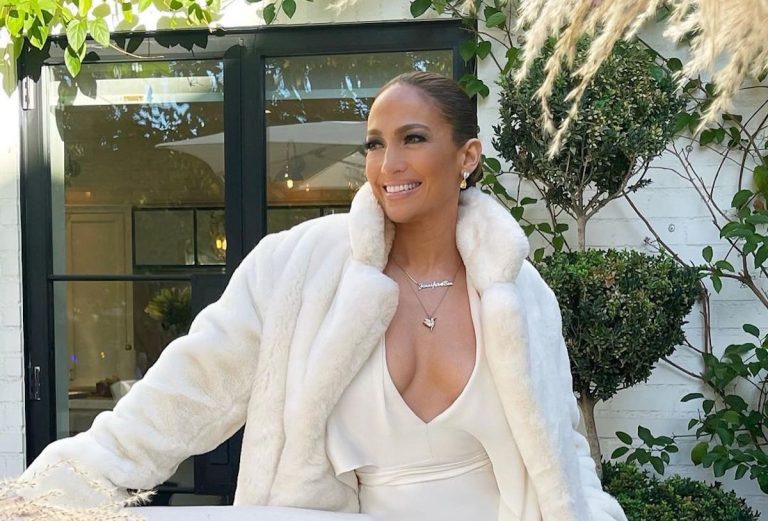 Jennifer Lopez szépségtippeket osztott meg követőivel