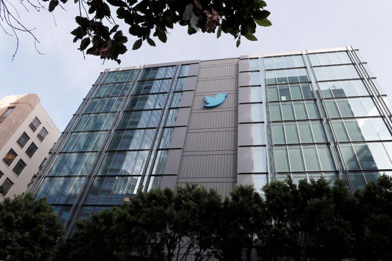 Előrejelzés: 32 millió felhasználót veszíthet a Twitter a következő két évben