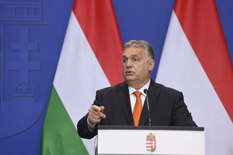 Orbán Viktor érvei az eurózóna mellett és ellen