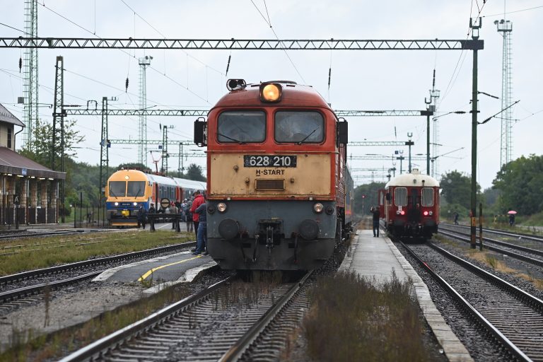 Gázolás történt a Ménfőcsanak és Győrszemere közötti vasútvonalon