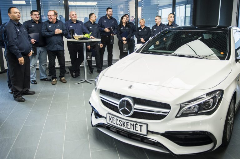 Jelentős béremelést hajt végre a Mercedes Magyarországon