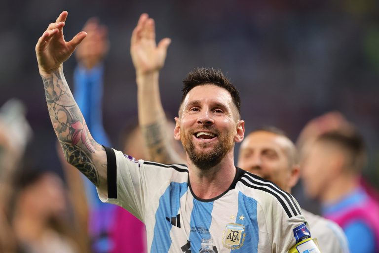 Így ünnepelte Messi felesége az argentinok továbbjutását Katarban (fotók)
