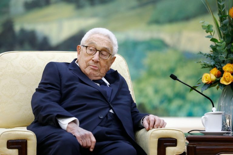 Kijev nem igazán értékelte Kissinger béketárgyalásra való felhívását