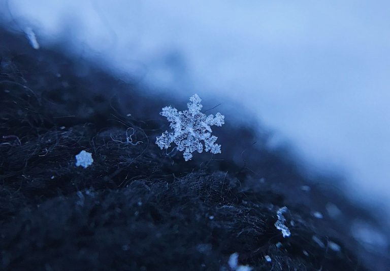 Szombaton felhős időnk lesz, néhol hózáporok is kialakulhatnak