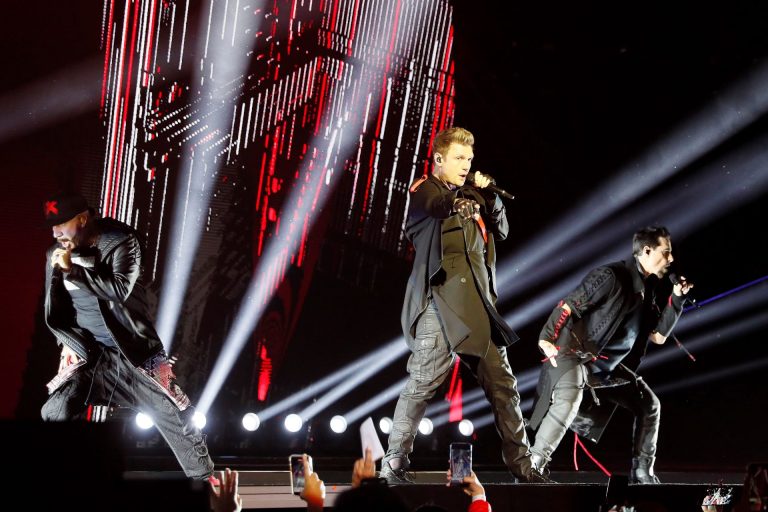 Szexuális zaklatással vádolják a Backstreet Boys énekesét, Nick Cartert