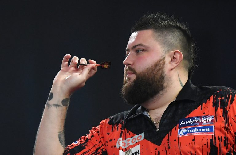 Gépek csatája: Michael Smith nyerte a darts-vb döntőjét