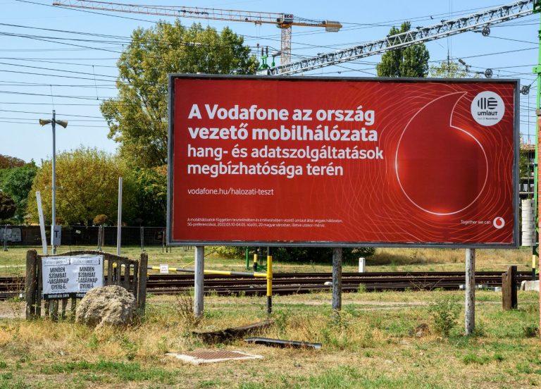 425 millió eurós hitelt hagyott jóvá az állam a Vodafone felvásárlására