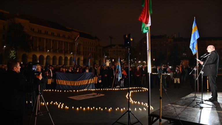 Alig egy évtized alatt ötödével csökkent az erdélyi magyarság lélekszáma