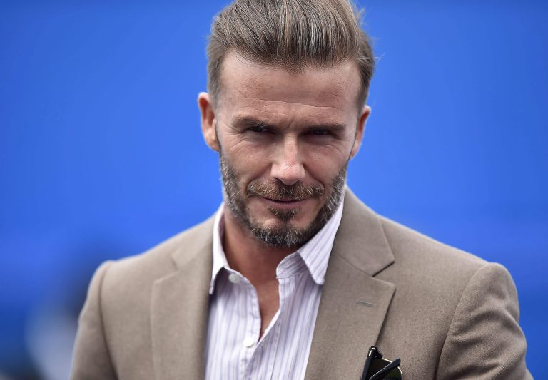 Így lazul David Beckham a természetben (videó)