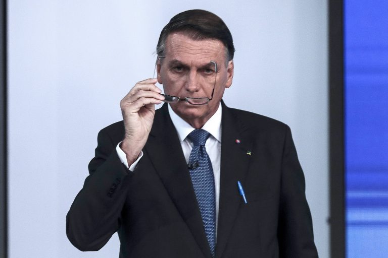 Brazília volt elnöke, Bolsonaro kórházba került Floridában