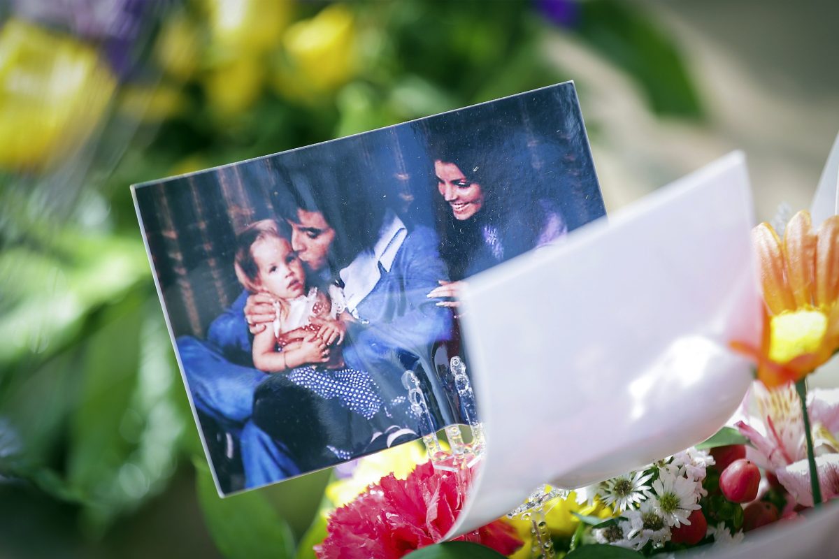 Újabb furcsaság látott napvilágot Elvis lánya halálát követően