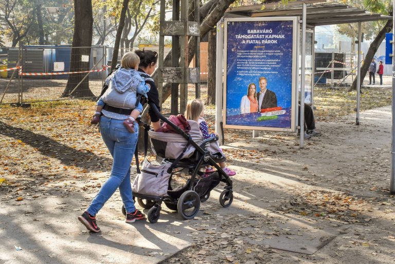 Szakértők szerint egyre népszerűbbé válhat a Babaváró hitel