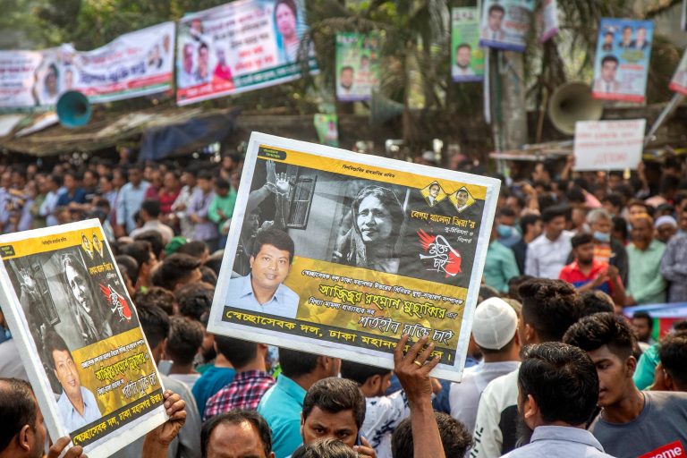 Banglades kormánya betiltotta a legnagyobb ellenzéki újságot
