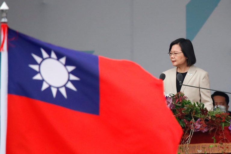 Kínai tisztviselők látogattak el Tajvanra, komoly belpolitikai feszültség alakult ki