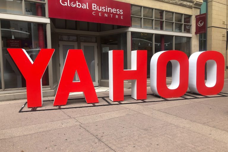 A Yahoo is követi más cégek példáját, mintegy 1000 munkahelyet szüntet meg