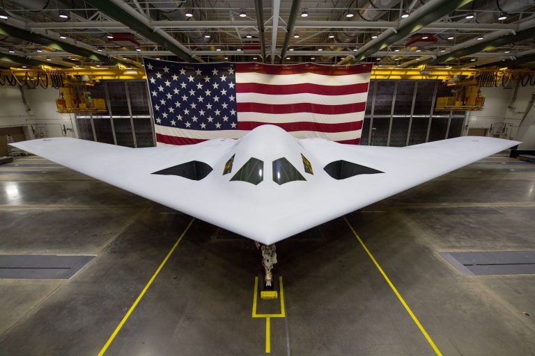 Korábban nem látott fotókat tett közzé az amerikai légierő a B-21 Raiderről