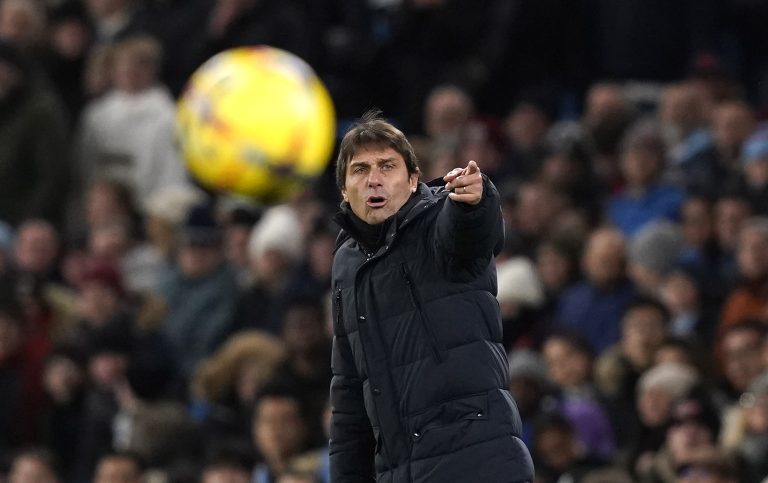 Mi csúszott ennyire félre a Tottenham és Conte között?