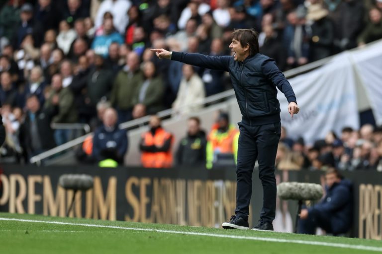 Közel hétmilliárd forintnak megfelelő fontot kockáztat a Tottenham Conte kirúgásával